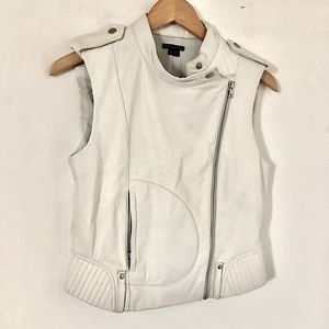 THEORY • Lamb Leather Sleeveless Jacket in White